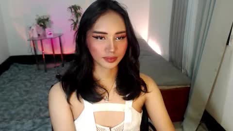 zelainalovetocum online show from September 9, 6:13 am