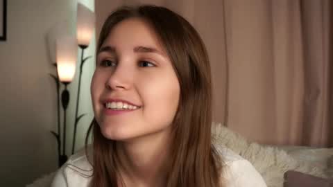 Emilia online show from September 16, 3:07 am