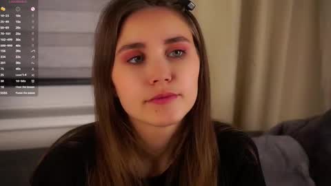 Emilia online show from November 25, 1:05 am