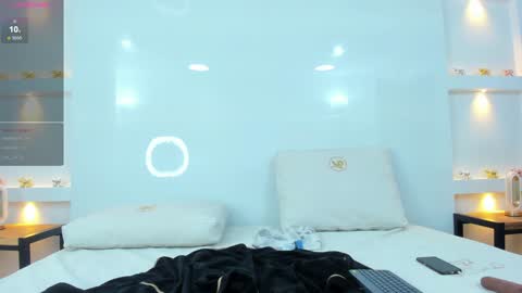 Zenda Evans online show from January 29, 3:33 am