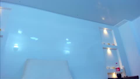 Zenda Evans online show from September 29, 3:44 am