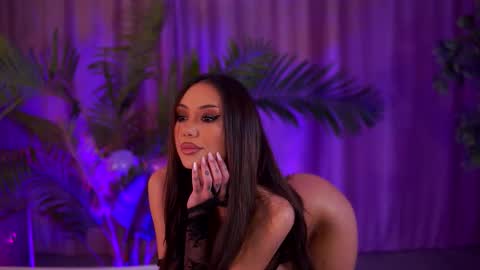 Snapshot of zenyanoir chatting on December 17, 7:42 pm ZenyaNoir online show from December 17, 7:42 pm