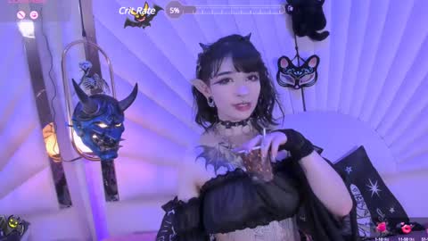    online show from December 9, 5:41 pm