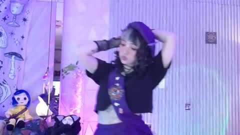    online show from November 20, 2:50 pm