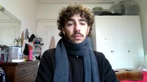 Snapshot of zeta214 chatting on November 24, 12:27 pm zeta214 online show from November 24, 12:27 pm