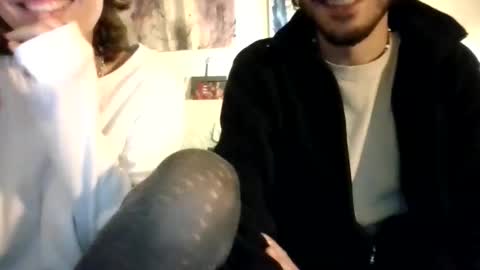 Snapshot of zeta214 chatting on November 25, 5:46 pm zeta214 online show from November 25, 5:46 pm