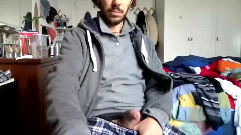 Snapshot of zeta214 chatting on December 3, 10:46 am zeta214 online show from December 3, 10:46 am