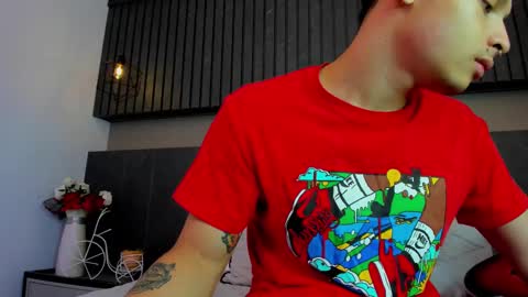 Snapshot of zeusjeff chatting on February 10, 9:25 am zeus online show from February 10, 9:25 am