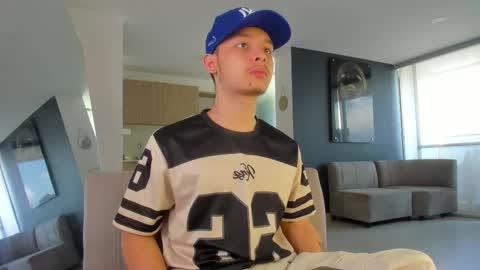 Snapshot of zeusjeff chatting on September 9, 2:49 pm zeus online show from September 9, 2:49 pm