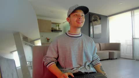 Snapshot of zeusjeff chatting on September 15, 4:29 pm zeus online show from September 15, 4:29 pm