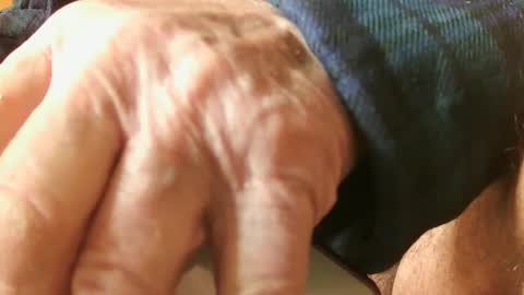 zevioo77 online show from December 22, 11:44 am