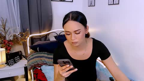 Zia online show from October 25, 6:13 pm