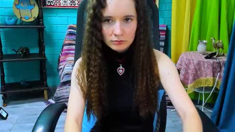 zianichols online show from March 10, 12:59 pm