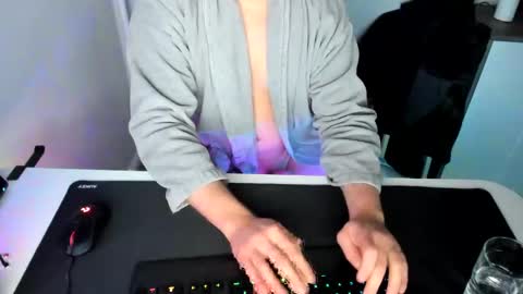 ziemlichflutschig online show from December 13, 6:00 am