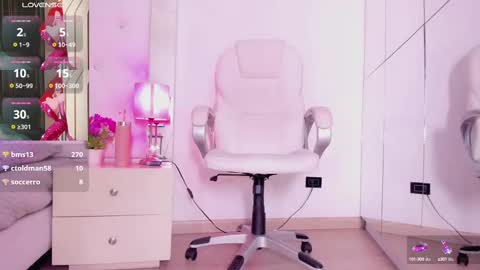 Nia  online show from March 7, 2:45 pm