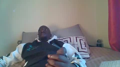 Zlatann2012 online show from October 19, 6:25 am