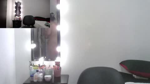 Snapshot of zoe_hotxxx chatting on February 22, 2:19 pm zoe hotxxx online show from February 22, 2:19 pm