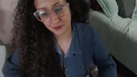 Snapshot of zoe_koller chatting on November 28, 8:11 pm Zoe Koller online show from November 28, 8:11 pm