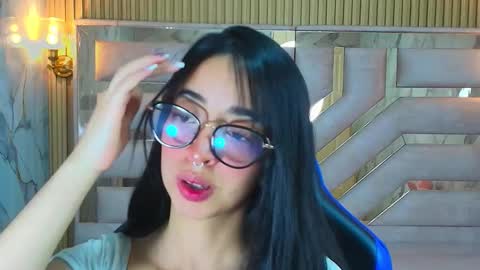 Zoe  online show from October 16, 3:29 am