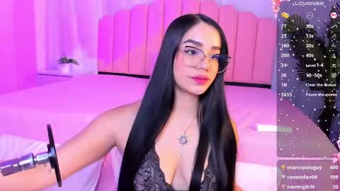 Snapshot of zoe_rivers chatting on February 12, 5:37 pm Zoe online show from February 12, 5:37 pm