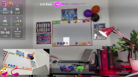 Snapshot of zoee_23 chatting on November 11, 11:21 am Zoe online show from November 11, 11:21 am