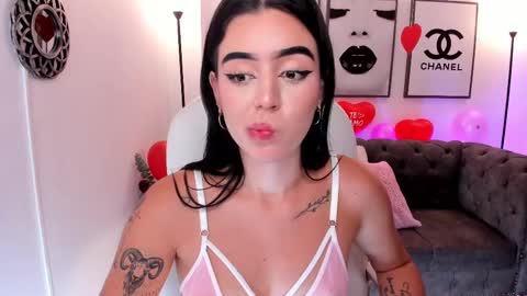  zoee jackson online show from February 16, 9:48 pm