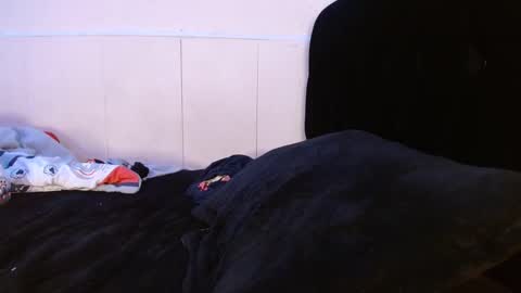 Snapshot of zoee_jhonnyy chatting on December 13, 4:38 pm zoee jhonnyy online show from December 13, 4:38 pm