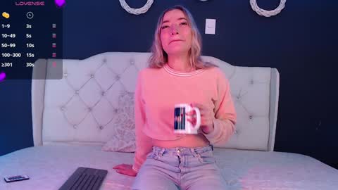 zoe online show from January 6, 12:02 pm