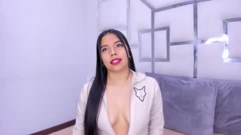 ZoeSwam online show from February 12, 10:56 am