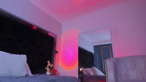 Snapshot of zoevidal_ chatting on January 25, 11:44 am zoevidal_ online show from January 25, 11:44 am