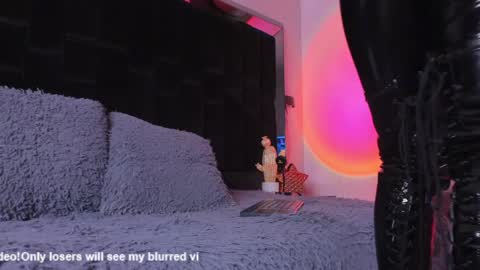 Snapshot of zoevidal_ chatting on January 30, 2:58 pm zoevidal_ online show from January 30, 2:58 pm