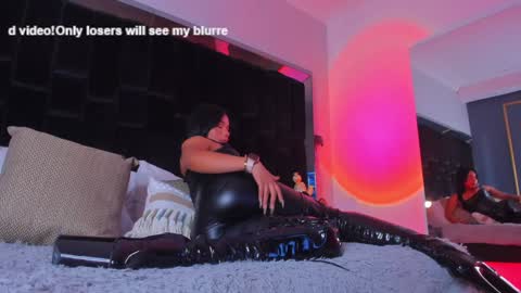 Snapshot of zoevidal_ chatting on February 3, 6:07 pm zoevidal_ online show from February 3, 6:07 pm