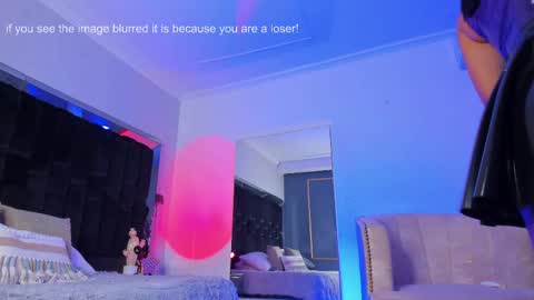 Snapshot of zoevidal_ chatting on March 3, 2:59 pm zoevidal_ online show from March 3, 2:59 pm