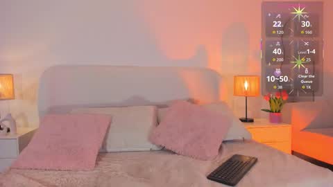  ZOE  online show from October 31, 5:19 am