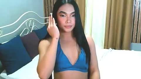 zoey online show from November 25, 6:46 am