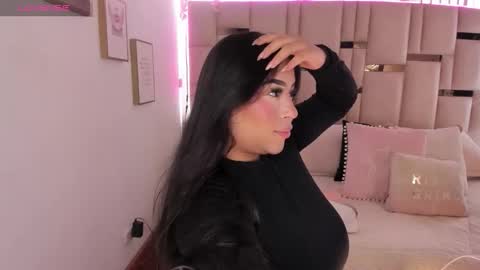 zoey thommpson online show from November 16, 2:55 pm