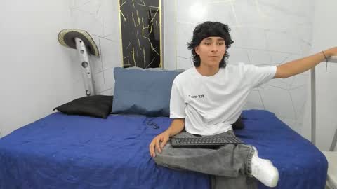     online show from October 18, 8:20 pm