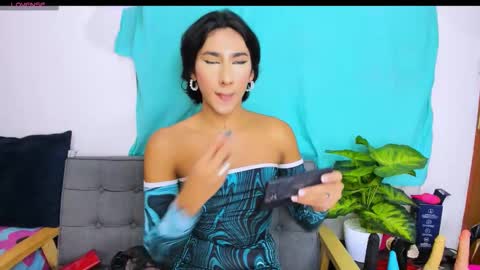 Snapshot of zou_quira chatting on November 10, 12:31 am zou_quira online show from November 10, 12:31 am