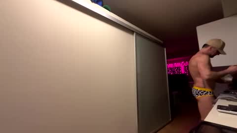 Zuko online show from February 26, 12:58 pm