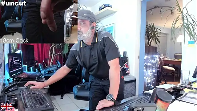 OnlineBossUK online show from October 2, 6:15 pm