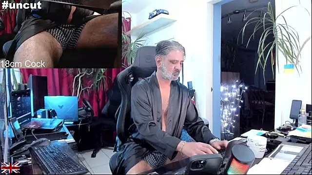 OnlineBossUK online show from October 21, 6:08 pm