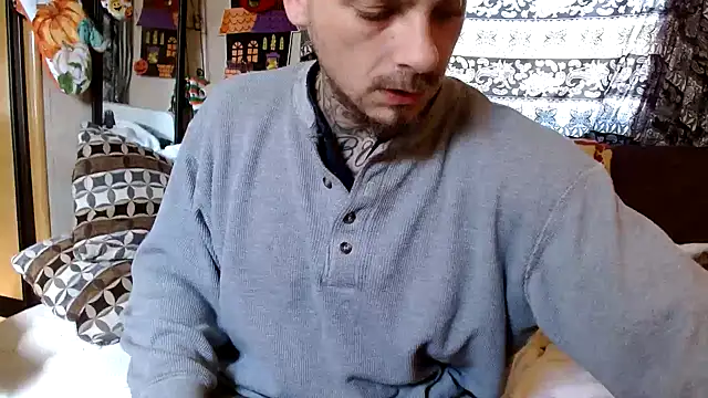 Snapshot of DADDY_KANE8--- chatting on January 22, 4:44 pm DADDY KANE8--- online show from January 22, 4:44 pm