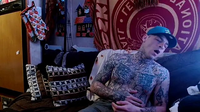 Snapshot of DADDY_KANE8--- chatting on February 5, 11:44 am DADDY KANE8--- online show from February 5, 11:44 am