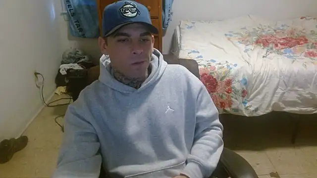 Snapshot of DADDY_KANE8--- chatting on November 13, 1:21 pm DADDY KANE8--- online show from November 13, 1:21 pm