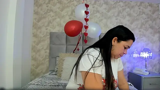 elizabeth coleman online show from February 24, 8:25 pm