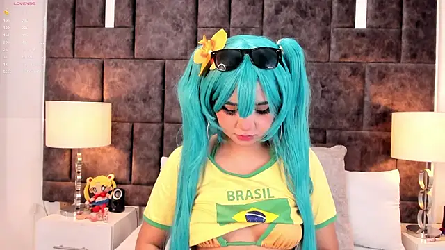 Petit-Rosse online show from December 3, 5:23 pm