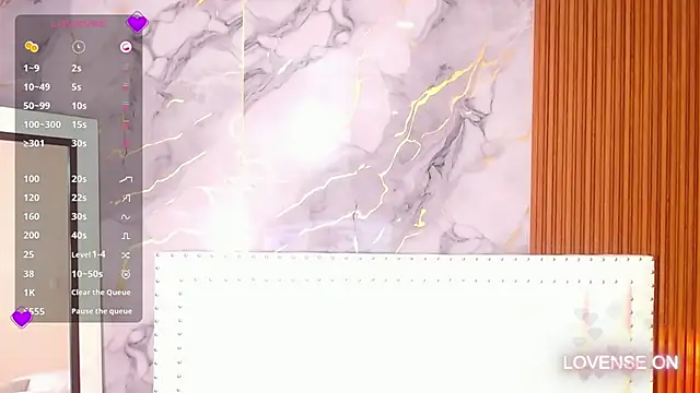 kinkylittlegirll online show from March 7, 2:57 am