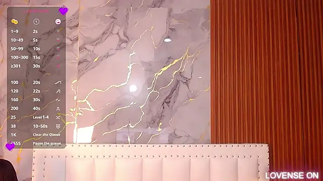 kinkylittlegirll online show from March 11, 3:05 am