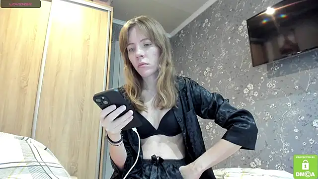 Kalisee  online show from November 18, 8:52 am