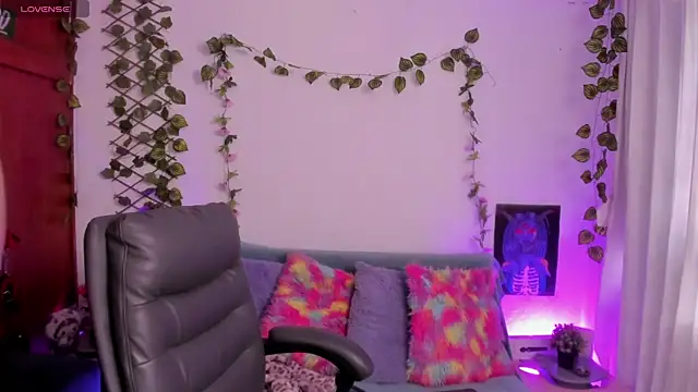 Cata green online show from September 22, 8:11 pm